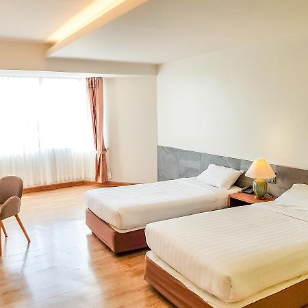 Phayao Gateway Hotel Экстерьер фото