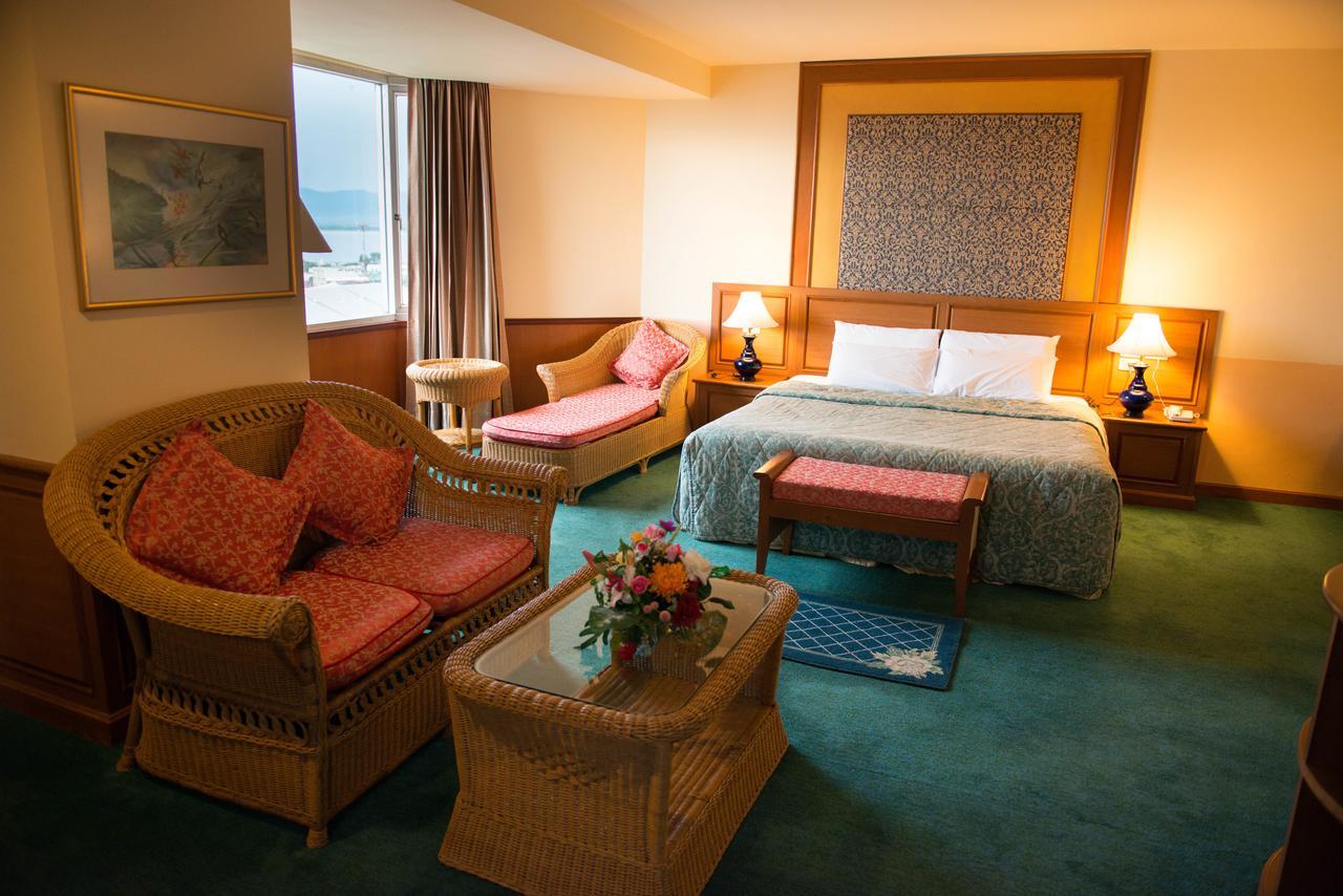 Phayao Gateway Hotel Экстерьер фото