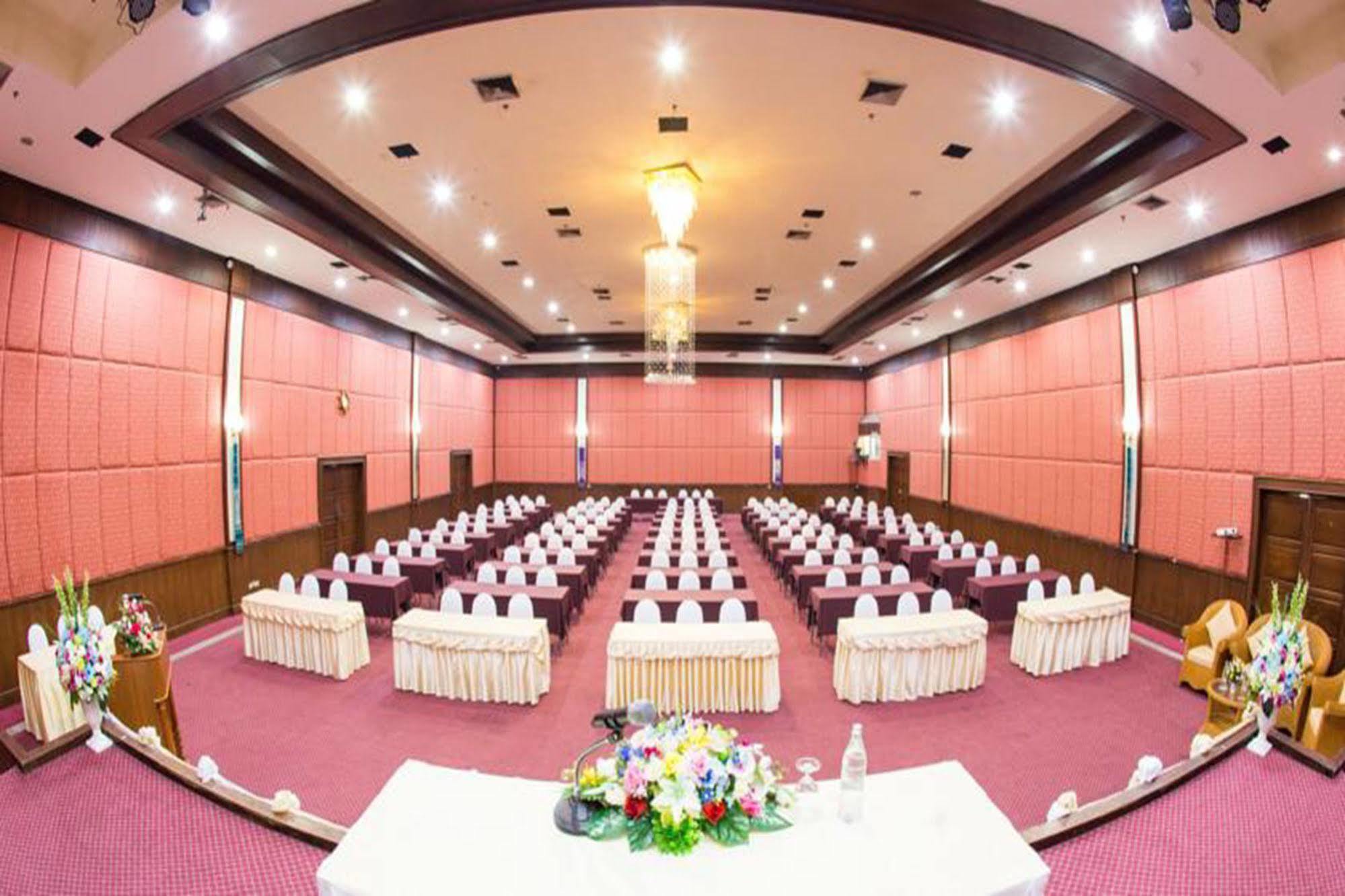 Phayao Gateway Hotel Экстерьер фото